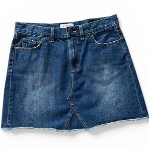 Southern Tide Mini Denim Jean Skirt Sz 28 Medium Wash Distressed 100% Cotton